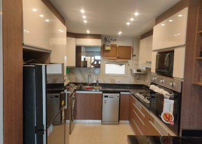 مطبخ ميكس HPL ألماني × بولي لاك – شوف مطبخك قبل ما يتنفذ!